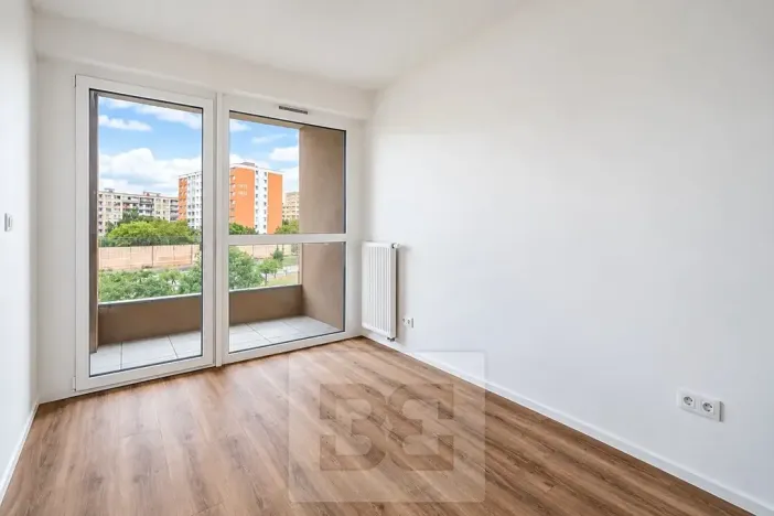 Pronájem bytu 2+kk, Praha - Černý Most, Arnošta Valenty, 41 m2