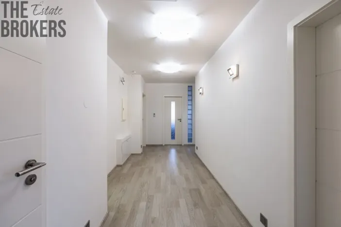 Prodej bytu 4+kk, Praha - Sedlec, Při hranici, 97 m2