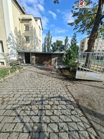 Pronájem garáže, Kolín, Ovčárecká, 25 m2