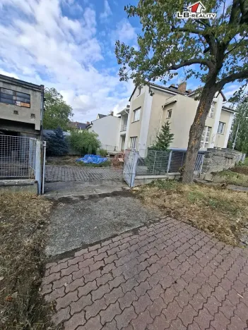 Pronájem garáže, Kolín, Ovčárecká, 25 m2