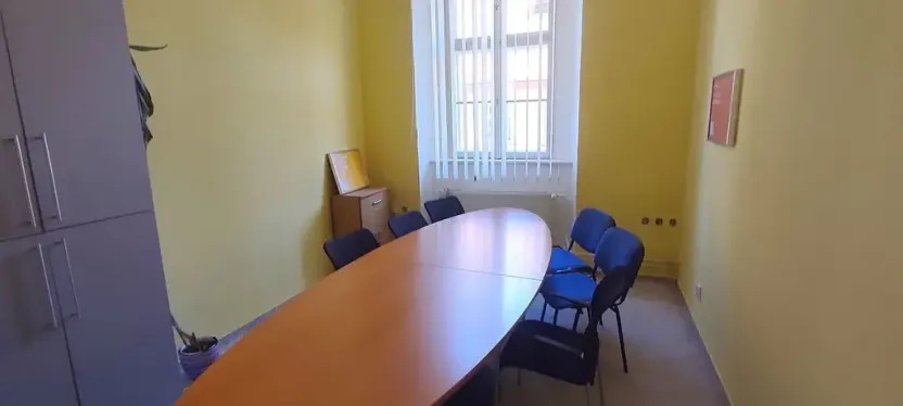 Pronájem kanceláře, Cheb, Dlouhá, 16 m2