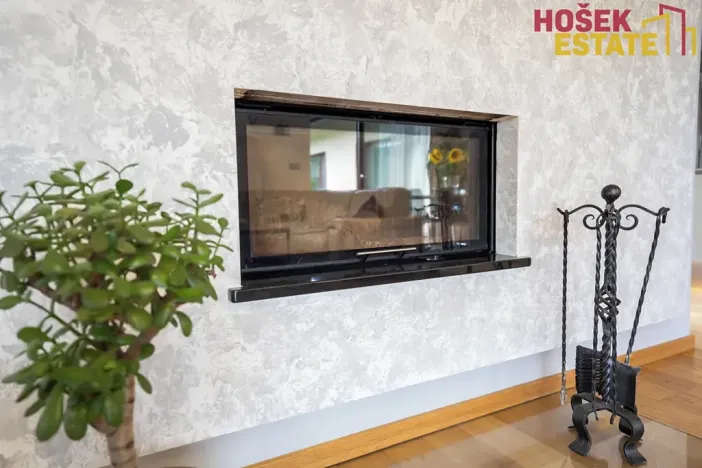Prodej rodinného domu, Holubice, 240 m2
