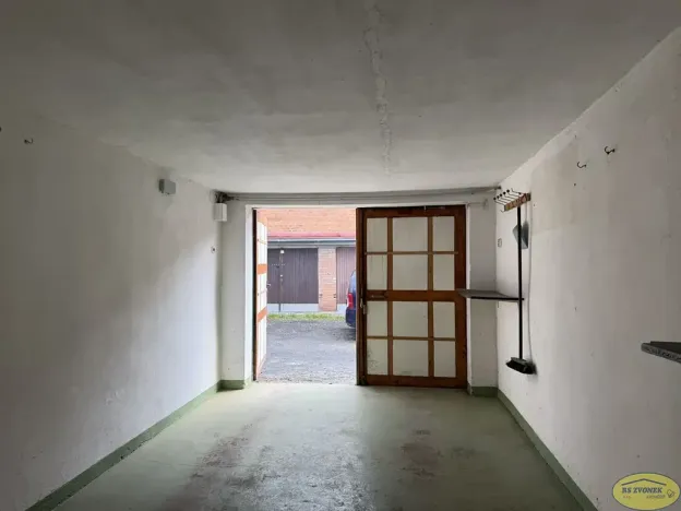 Pronájem garáže, Zlín, Boněcko I, 17 m2