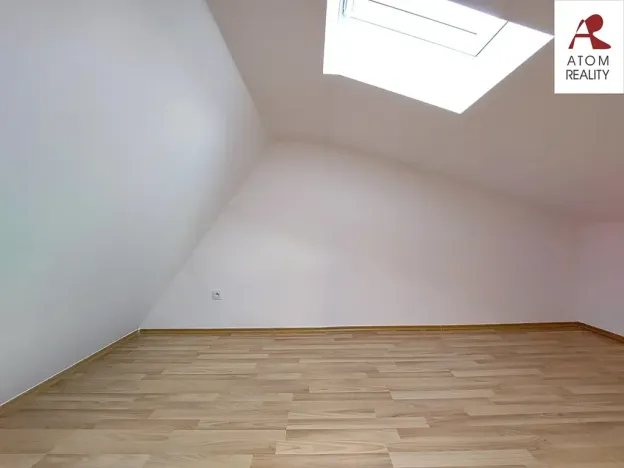 Pronájem bytu 2+kk, Kolín, U Borků, 50 m2