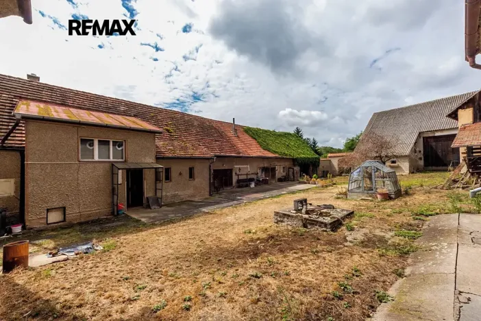 Prodej zemědělské usedlosti, Soběhrdy, 365 m2