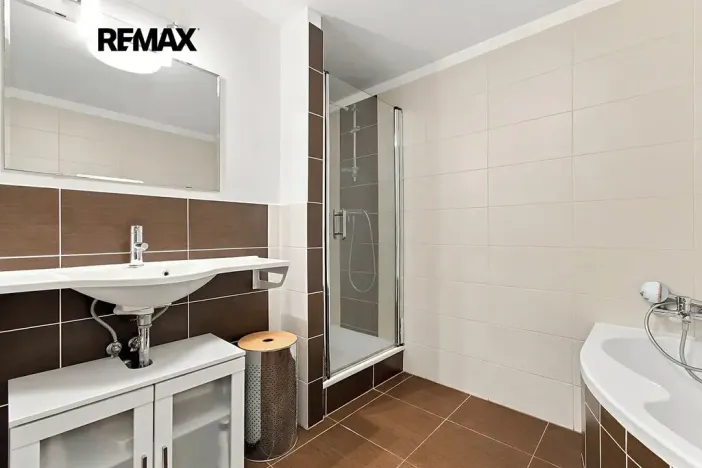 Pronájem bytu 2+kk, Plzeň, Waltrova, 62 m2