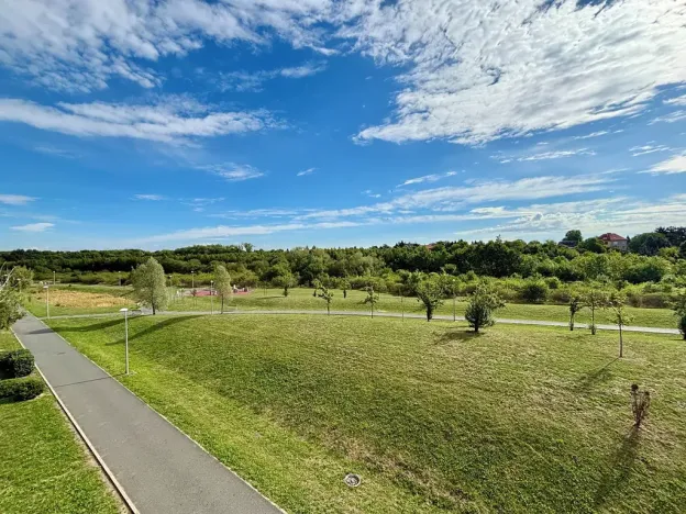 Prodej bytu 2+kk, Praha - Hostavice, U Hostavického potoka, 50 m2