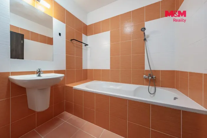 Pronájem bytu 2+kk, Nymburk, Palackého třída, 77 m2