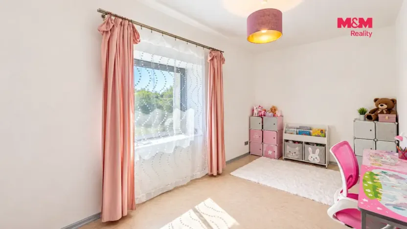 Prodej rodinného domu, Kropáčova Vrutice, 165 m2