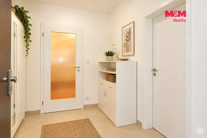 Prodej bytu 1+kk, Praha - Horní Měcholupy, Modenská, 36 m2