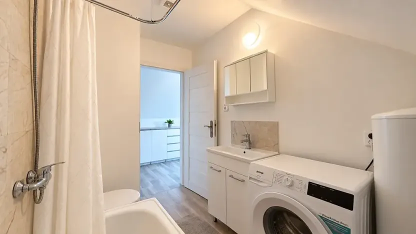 Pronájem bytu 2+kk, Bříství, 45 m2