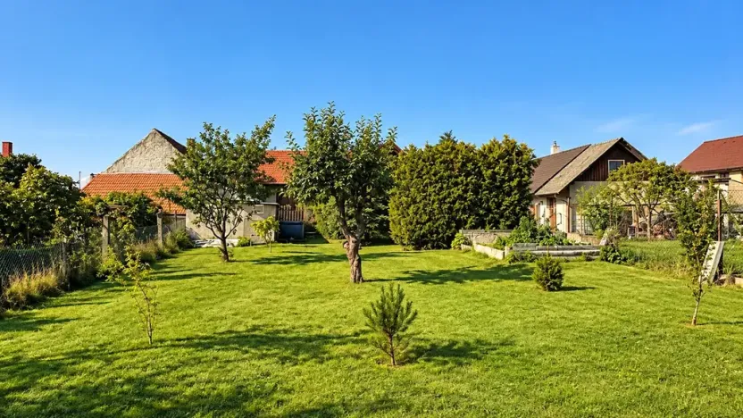 Pronájem bytu 2+kk, Bříství, 45 m2
