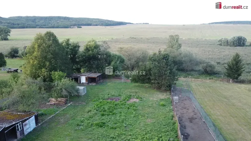 Prodej pozemku pro bydlení, Vroutek, Nádražní, 810 m2
