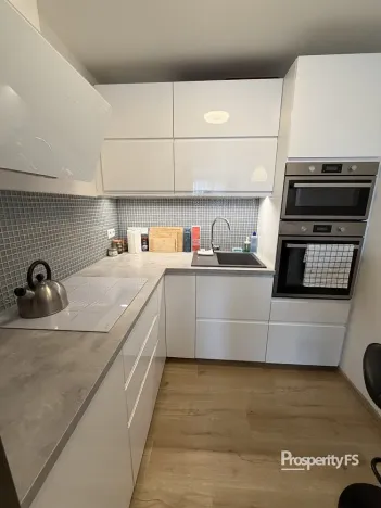 Pronájem bytu 2+kk, Kladno - Kročehlavy, Švýcarská, 42 m2