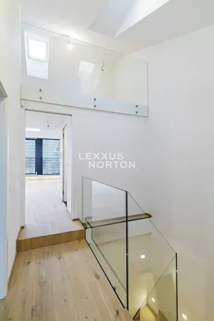 Pronájem bytu 3+kk, Praha - Bubeneč, Českomalínská, 123 m2