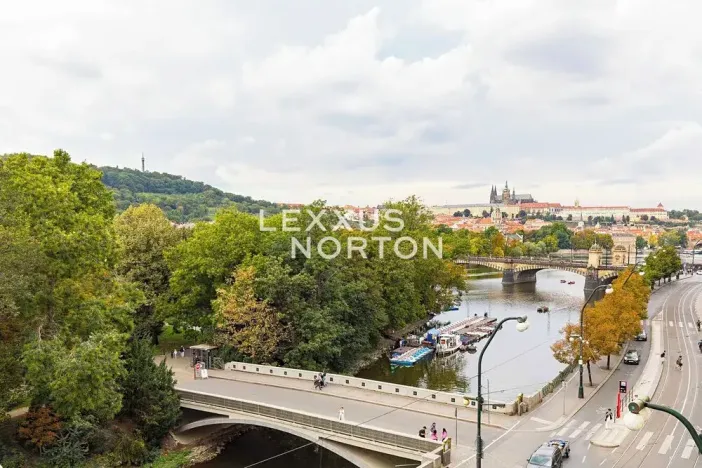 Pronájem bytu 3+kk, Praha - Nové Město, Masarykovo nábřeží, 92 m2