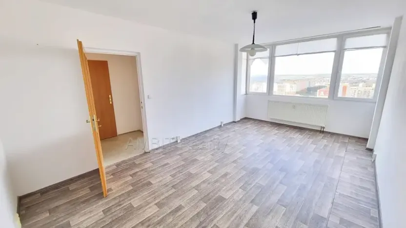 Pronájem bytu 1+1, Praha - Troja, Olštýnská, 37 m2