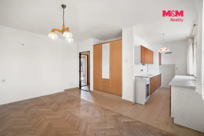 Prodej bytu 3+kk, Pardubice - Ohrazenice, Trnovská, 69 m2