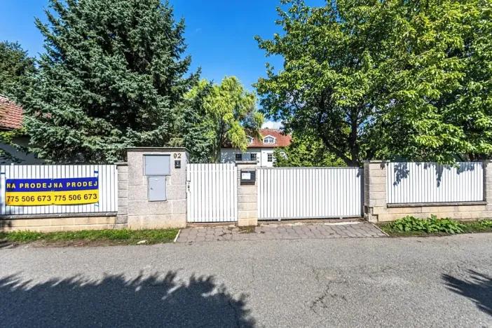 Prodej rodinného domu, Dolní Břežany, Keltská, 270 m2