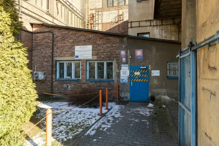 Pronájem výrobních prostor, Ostrava, 9648 m2
