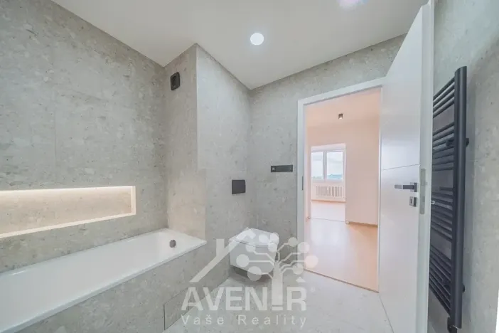 Prodej bytu 4+kk, Napajedla, Nábřeží, 72 m2