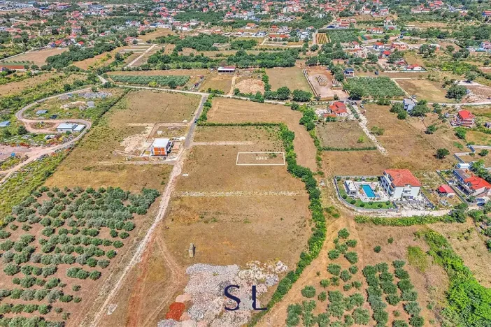 Prodej pozemku pro bydlení, Poličnik, Chorvatsko, ul. Hrvatskih branitelja, 604 m2