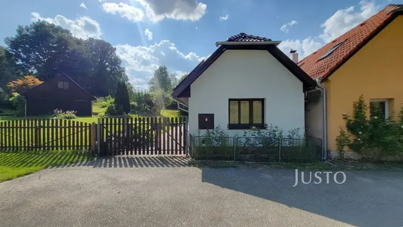 Prodej rodinného domu, Lhenice, 61 m2