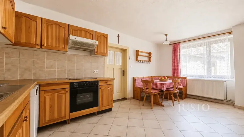 Prodej rodinného domu, Kváskovice, 174 m2