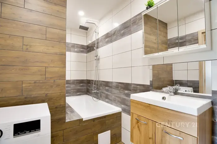Prodej podílu bytu 3+1, Děčín, Kosmonautů, 79 m2