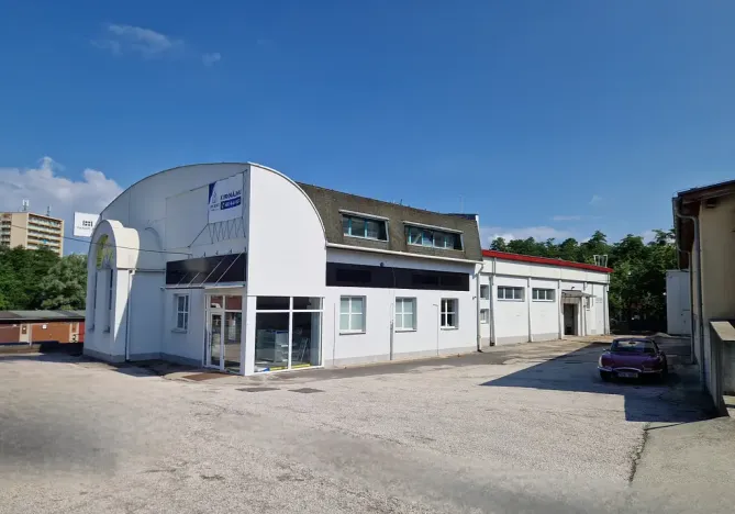 Pronájem obchodního prostoru, Havířov - Bludovice, Těšínská, 450 m2