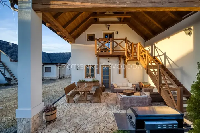 Prodej činžovního domu, Lipí, 223 m2