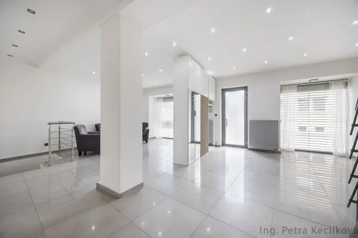 Prodej rodinného domu, Šlapanice, Štefanikova, 154 m2