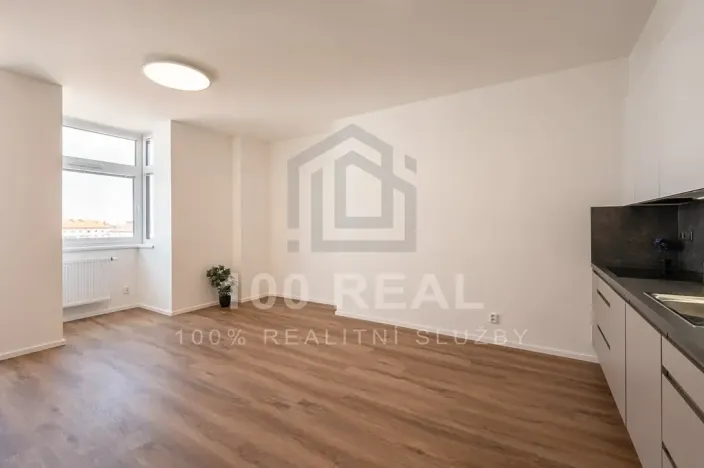 Pronájem bytu 2+kk, Pardubice, třída Míru, 44 m2