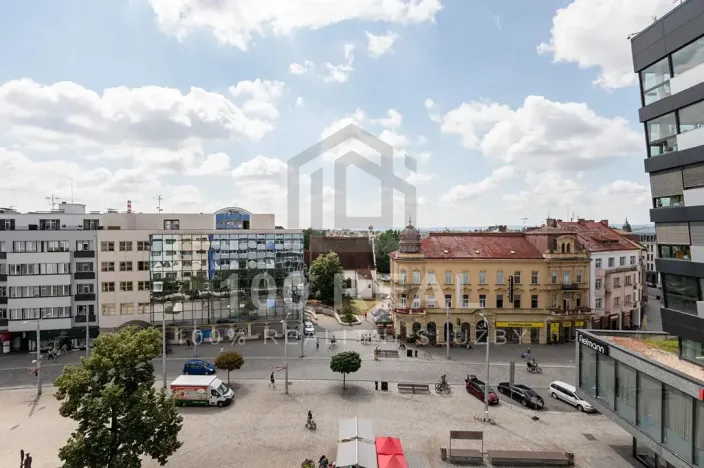 Pronájem bytu 1+kk, Pardubice, třída Míru, 37 m2