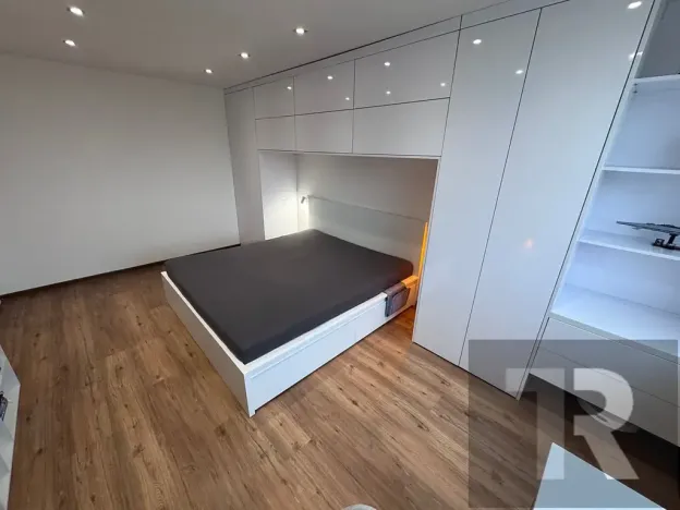 Prodej bytu 2+1, Plzeň, Lábkova, 58 m2