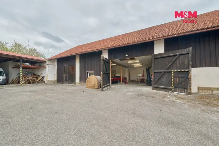 Pronájem výrobních prostor, Dubenec, 453 m2