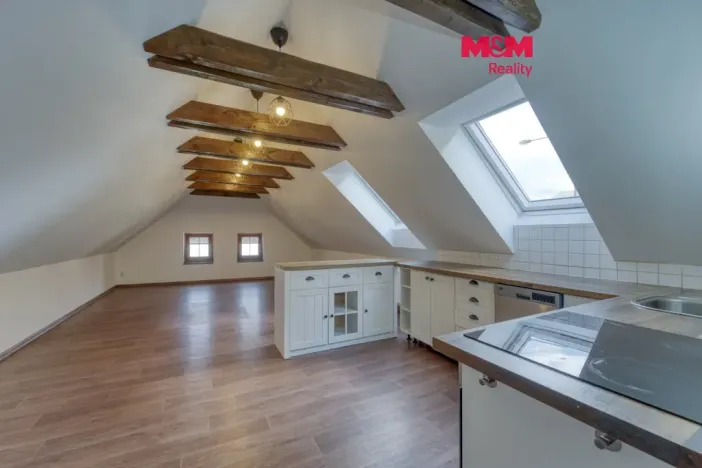 Pronájem bytu 2+kk, Plzeň - Doudlevce, Zborovská, 84 m2