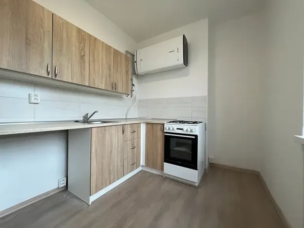 Pronájem bytu 2+1, Třinec, Dukelská, 50 m2