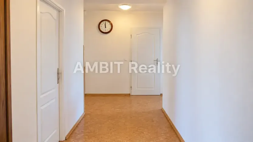 Pronájem bytu 3+1, Praha - Dejvice, Evropská, 86 m2