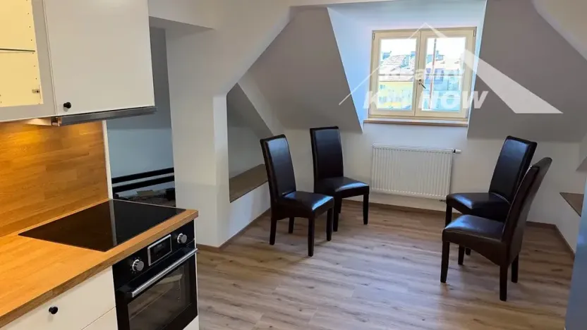Pronájem bytu 3+kk, Kroměříž, Velké náměstí, 80 m2