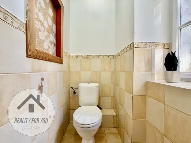 Prodej bytu 2+1, Praha - Libeň, náměstí Dr. Václava Holého, 80 m2