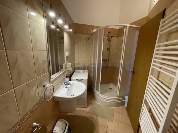 Pronájem bytu 1+kk, Hradec Králové, Tomkova, 35 m2