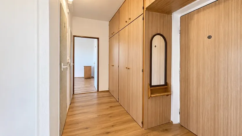 Pronájem bytu 2+1, Ostrava - Poruba, U Školky, 52 m2