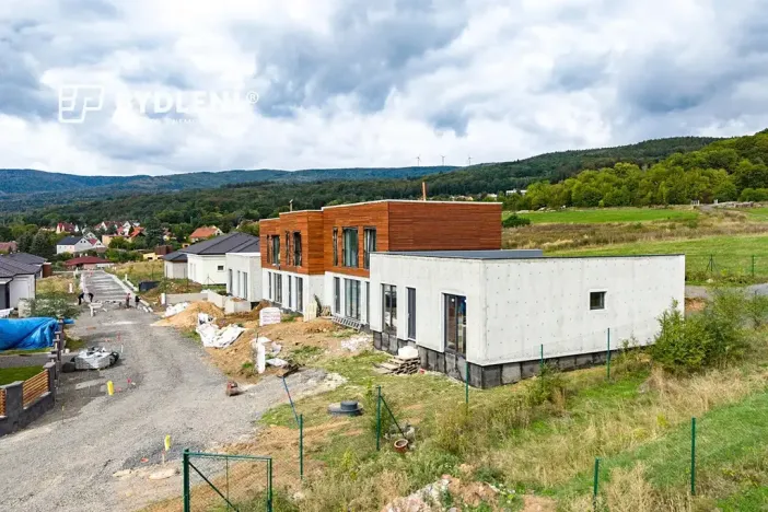 Prodej rodinného domu, Košťany, K zámku, 92 m2