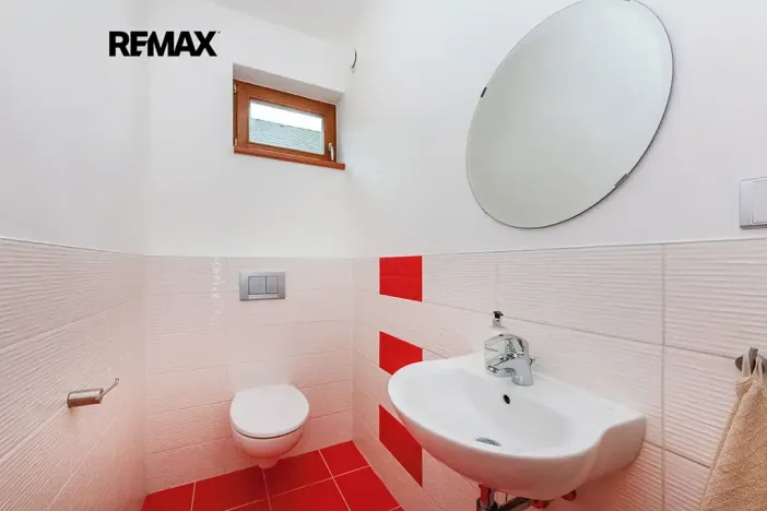 Prodej rodinného domu, Praha - Řeporyje, Havlůjové, 300 m2