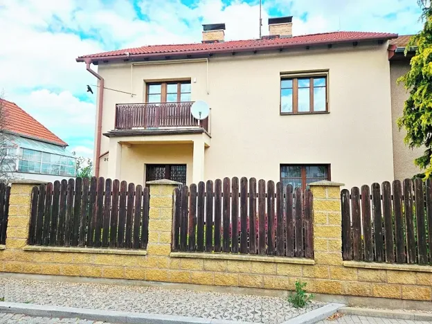 Prodej činžovního domu, Praha - Řepy, Doubravínova, 330 m2
