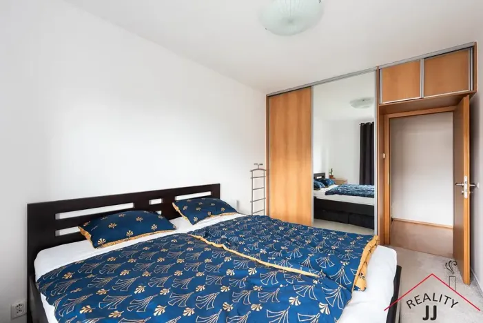 Prodej bytu 2+kk, Praha - Zbraslav, Neumannova, 42 m2