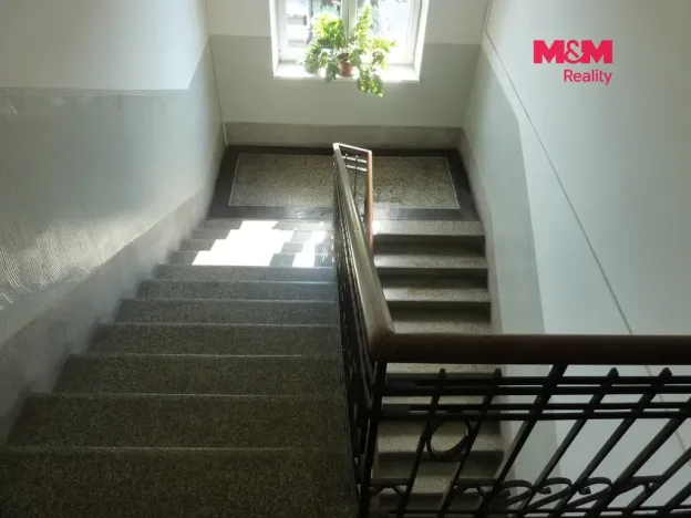 Pronájem bytu 2+1, Náchod, Husovo náměstí, 80 m2