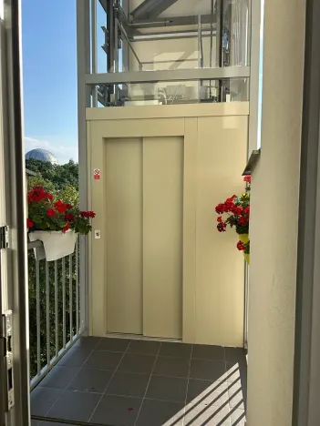 Pronájem bytu 2+kk, Praha - Libeň, U pošty, 39 m2