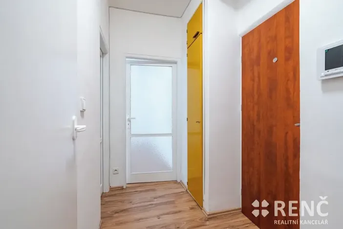 Prodej bytu 1+1, Brno, Družstevní, 37 m2
